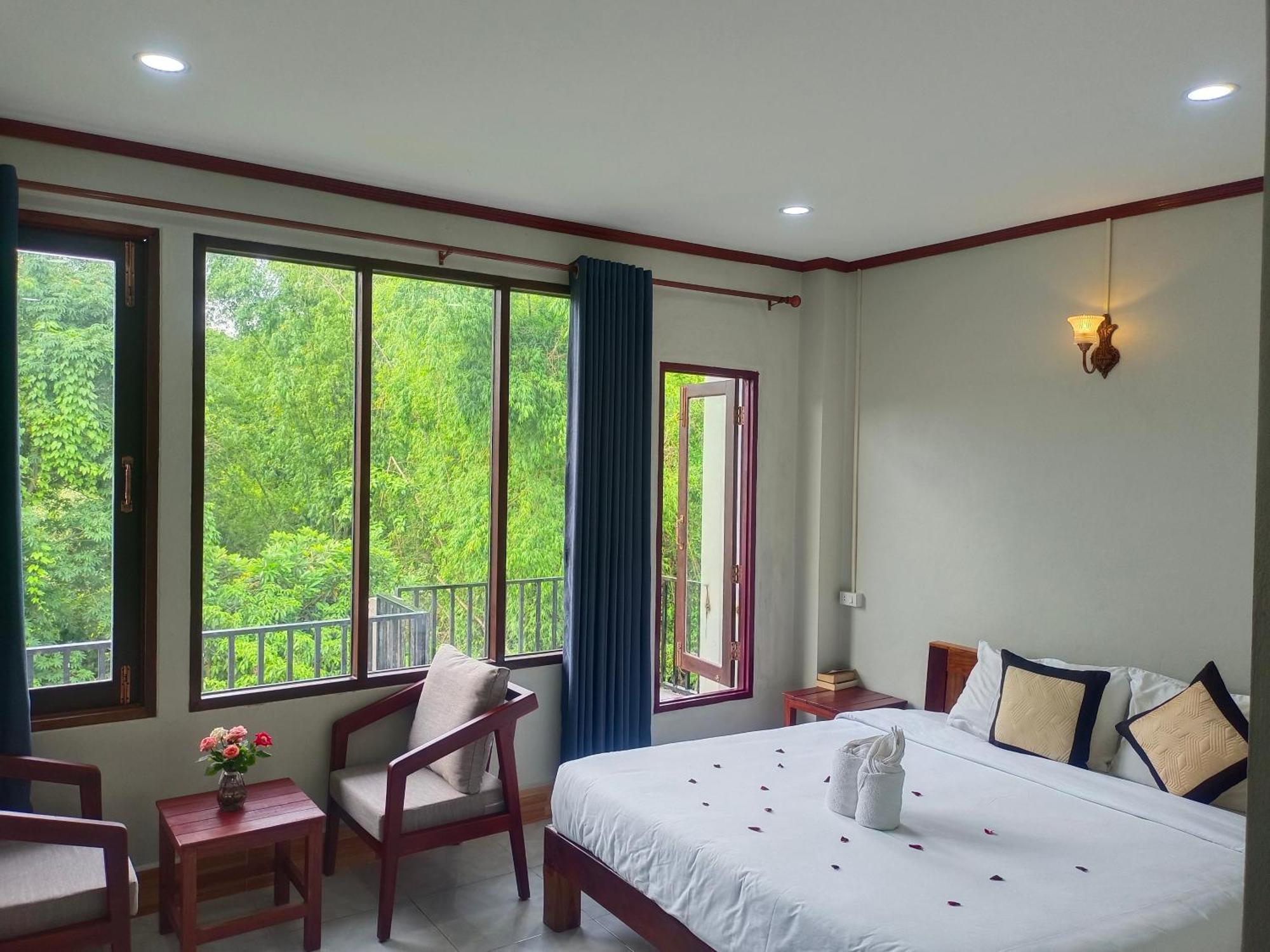 Dok Champa Resort Vang Vieng Eksteriør billede
