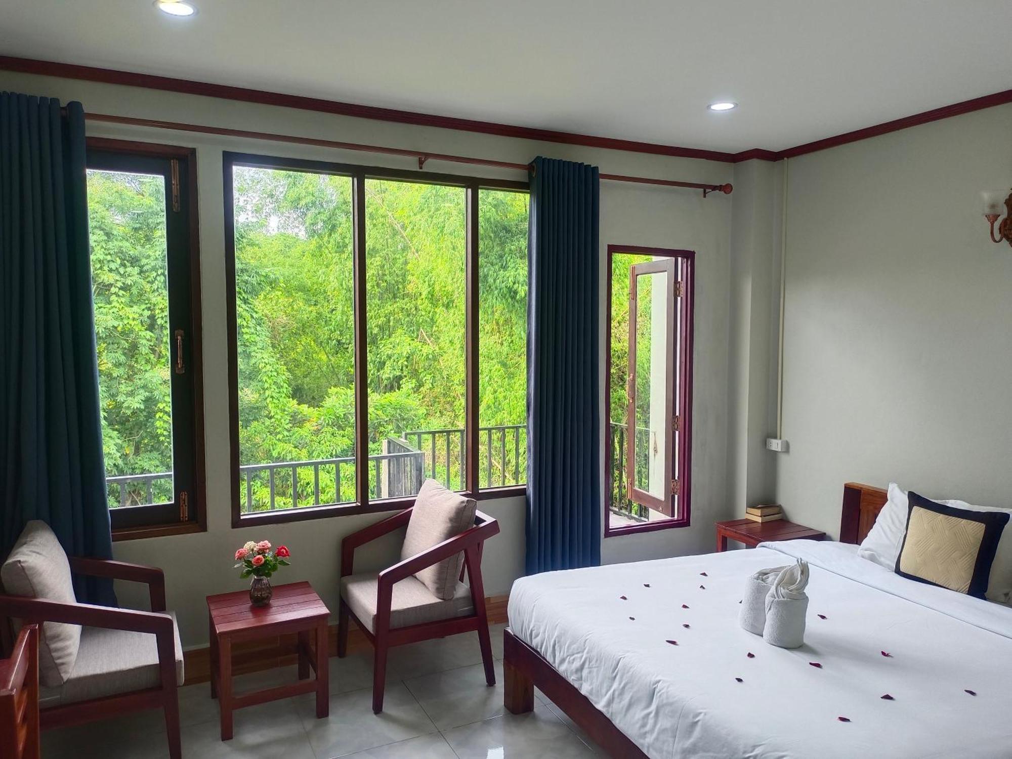 Dok Champa Resort Vang Vieng Eksteriør billede