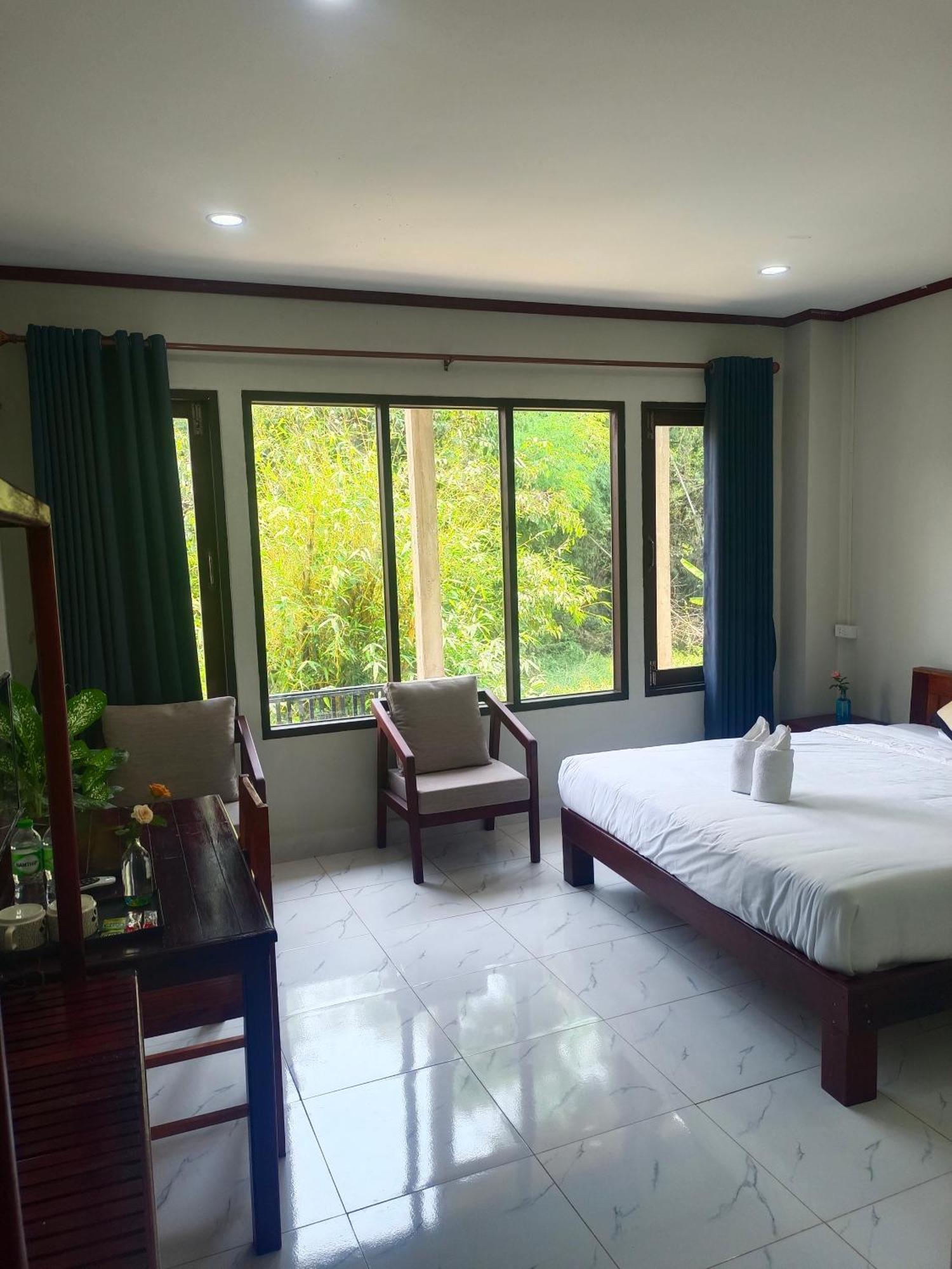 Dok Champa Resort Vang Vieng Eksteriør billede